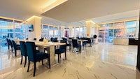 Emirates Grand Luxury Aparthotel