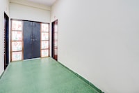 SPOT ON Hotel Satkar Bar and Lodge