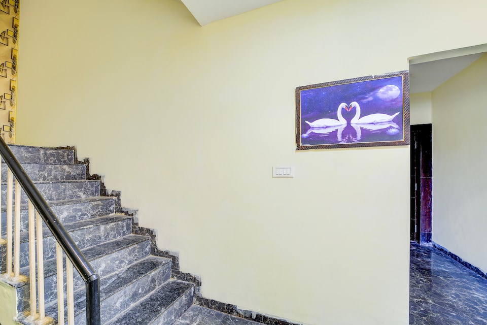 HOTEL O ROYAL, Vijay Nagar Indore, Indore