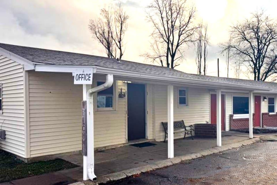 Skylark Motel by OYO, Bedford, IA, Bedford, IA