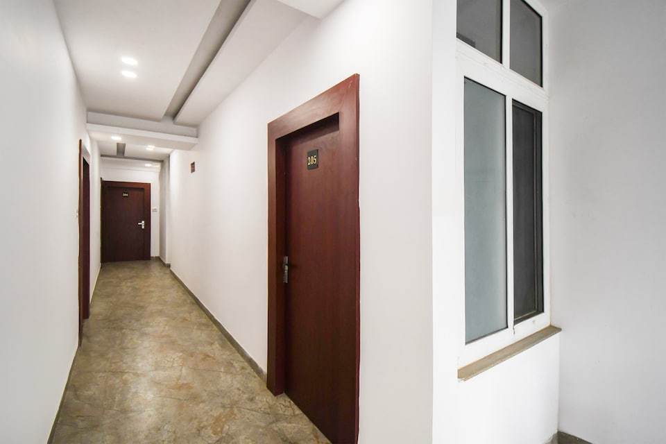 Hotel O Ghar Parivaar, Sitapur, Sitapur