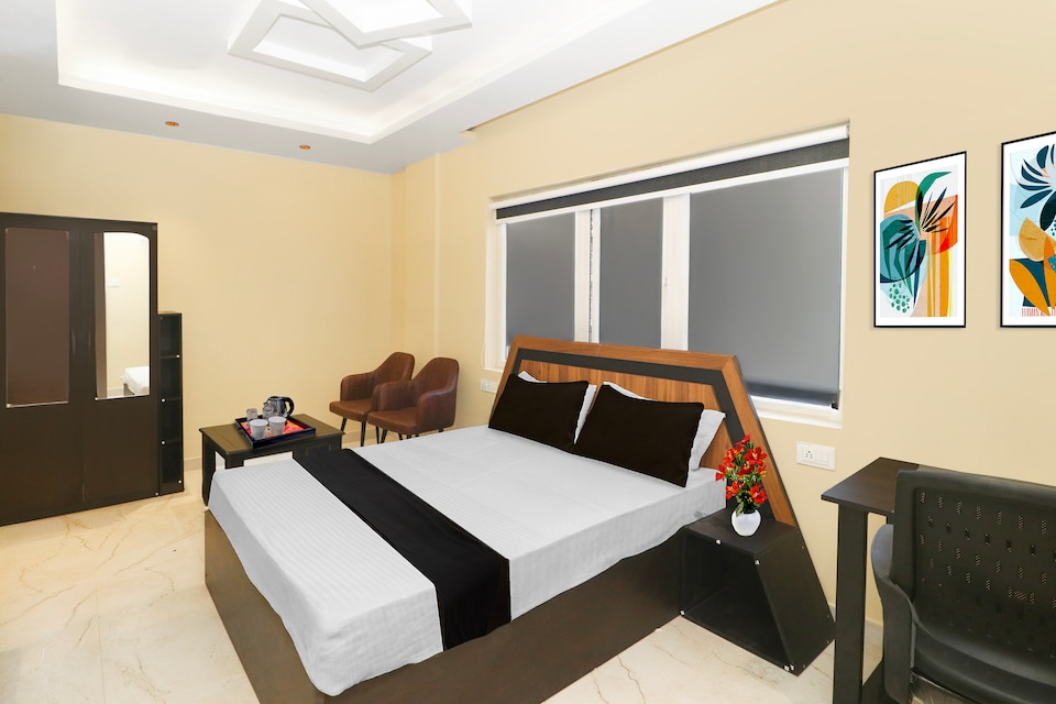 Super Collection O Ranchi Station Near Rajendra Chowk Formerly Bodhraj Paradise, Ranchi Railway Station, Ranchi