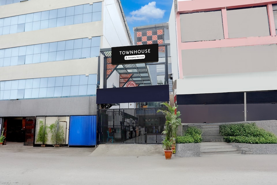 Townhouse Durgi Guddi Shivamogga Formerly Karthik Bhavan, Shivamogga, Shivamogga