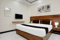 Super Townhouse Shivamogga Formerly Karthik Bhavan