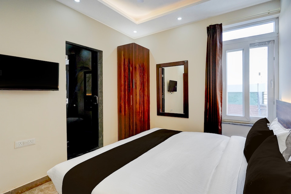 Townhouse Dharampur Railway Station, Dehradun Railway Station, Dehradun