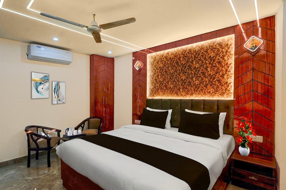 Super Townhouse Dharampur Railway Station, Dehradun Railway Station, Dehradun