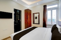 Townhouse Dharampur Railway Station