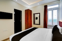 Super Townhouse Dharampur Railway Station