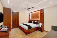 Super Townhouse Dharampur Railway Station