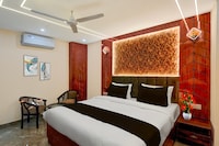 Townhouse Dharampur Railway Station