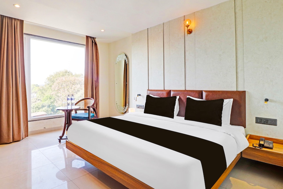 Super Townhouse Patel Nagar Near Saharanpur Chowk Dehradun, Dehradun Railway Station, Dehradun