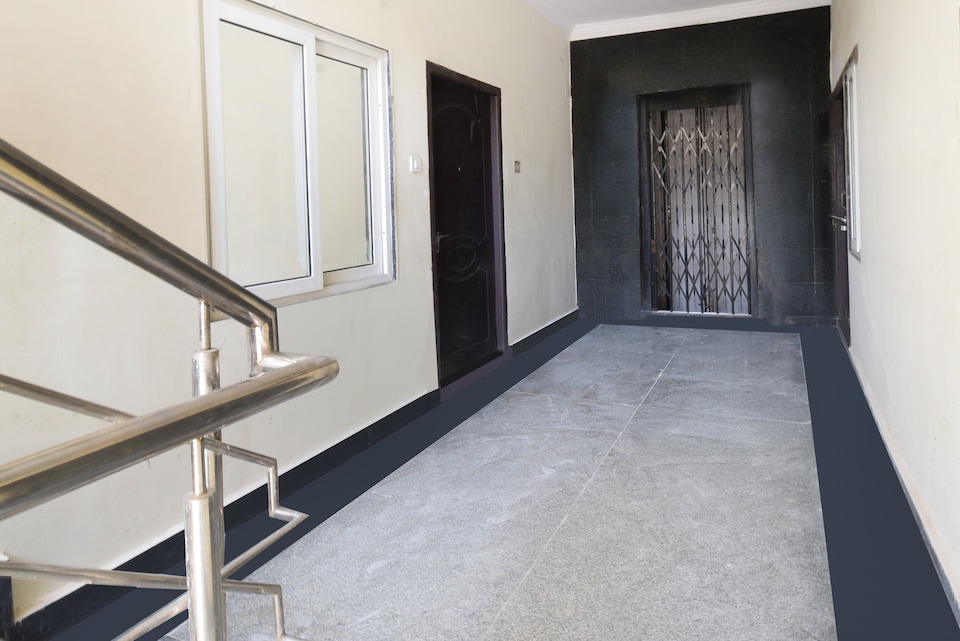 Hotel O AYAANSH, Himayatnagar-Kachiguda, Hyderabad