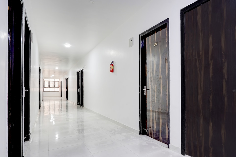 Super Collection O Sector 7 Rohini Formerly Giriraj Residency, Pitampura - Rohini Delhi, दिल्ली