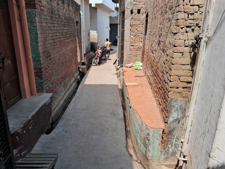 Hotel O Seven Colours, Mainpuri, Mainpuri