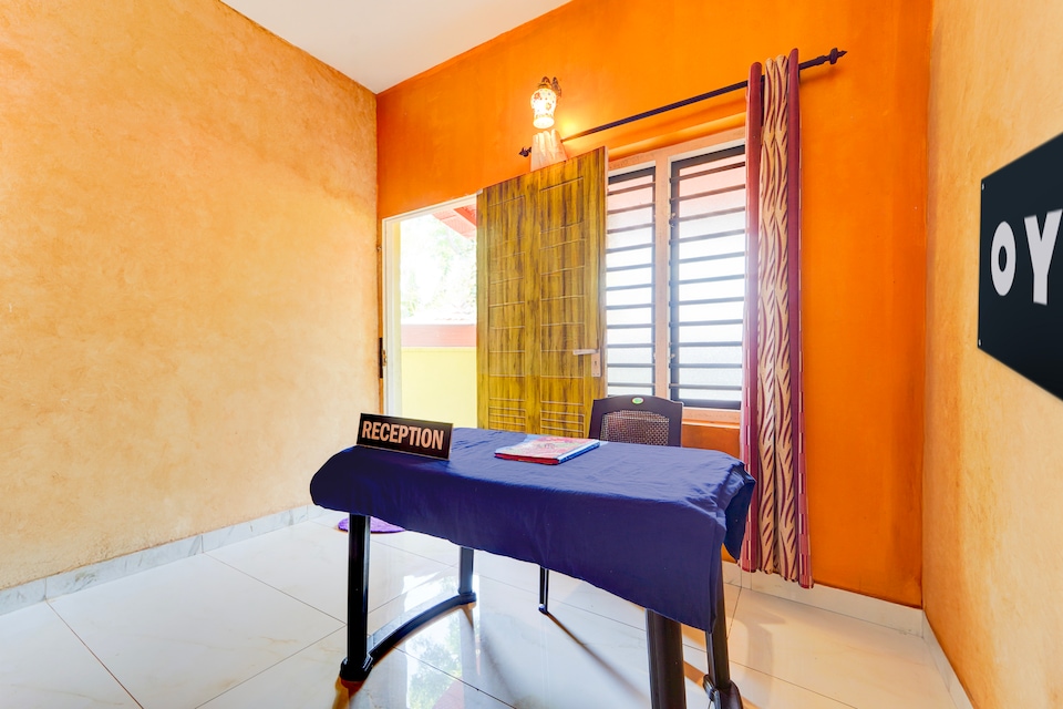 Hotel O IQ Rooms, Calicut City, Calicut