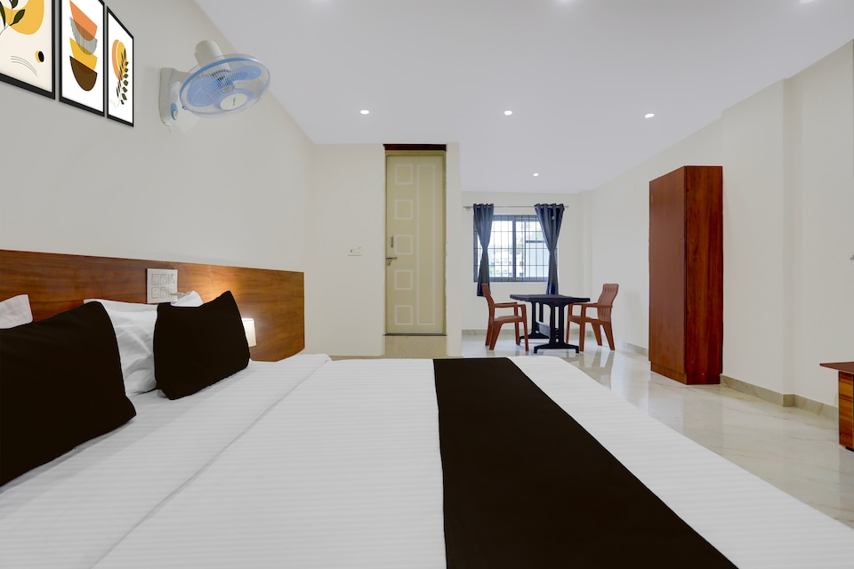 Super Collection O Chikmagalur Zilla Panchayat Formerly Relax Inn, Chikmagalur, Chikmagalur