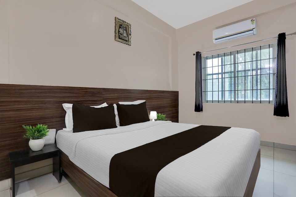 Super Collection O Chikmagalur Zilla Panchayat Formerly Relax Inn, Chikmagalur, Chikmagalur