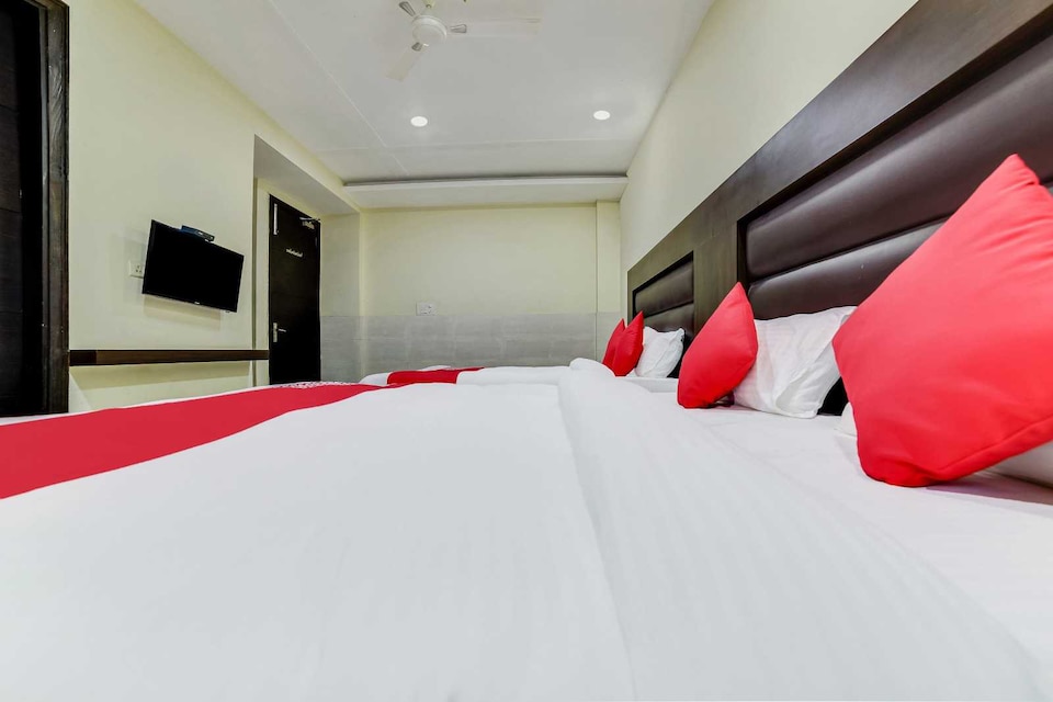 Hotel O Vivah, Paschim Vihar Delhi, Delhi