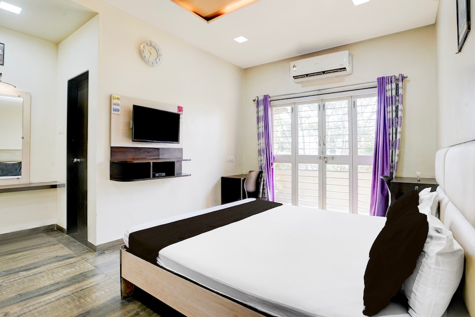 Hotel O Tanishq, Sinnar Nashik, Nashik