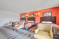 OYO Palm Leaf Motel