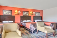 OYO Palm Leaf Motel