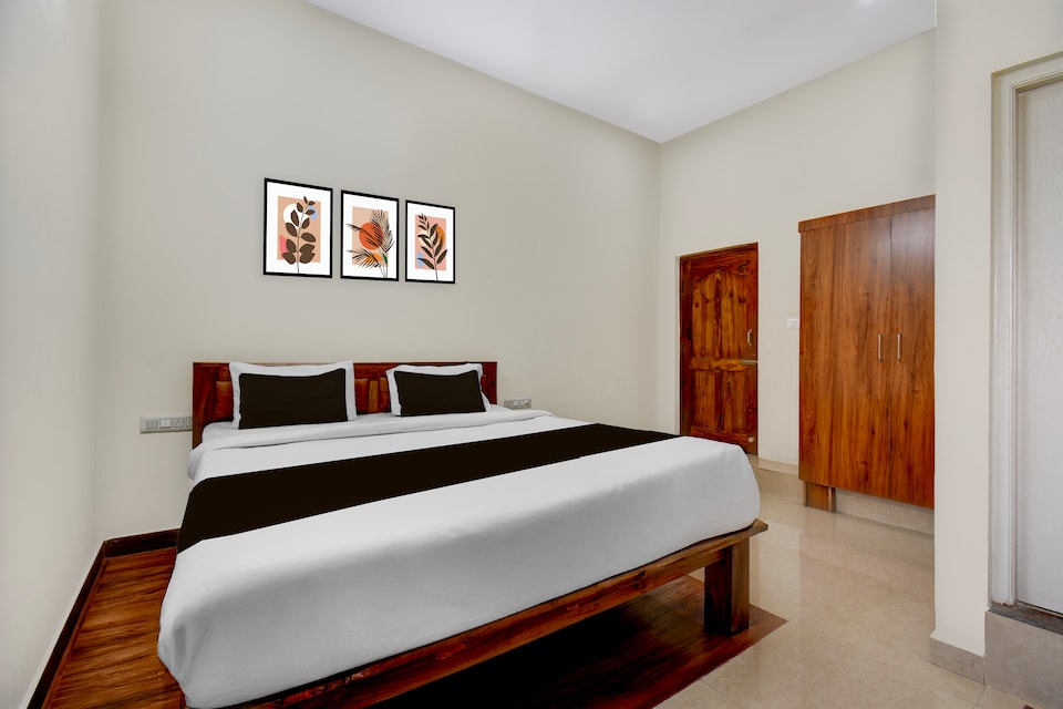 Hotel O Sri Lakshmi Dev's Comfort , Mysore Bannimantap, Mysore