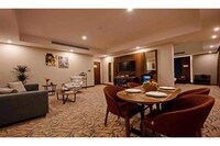 Dancenter Emerald Near Jeddah Corniche