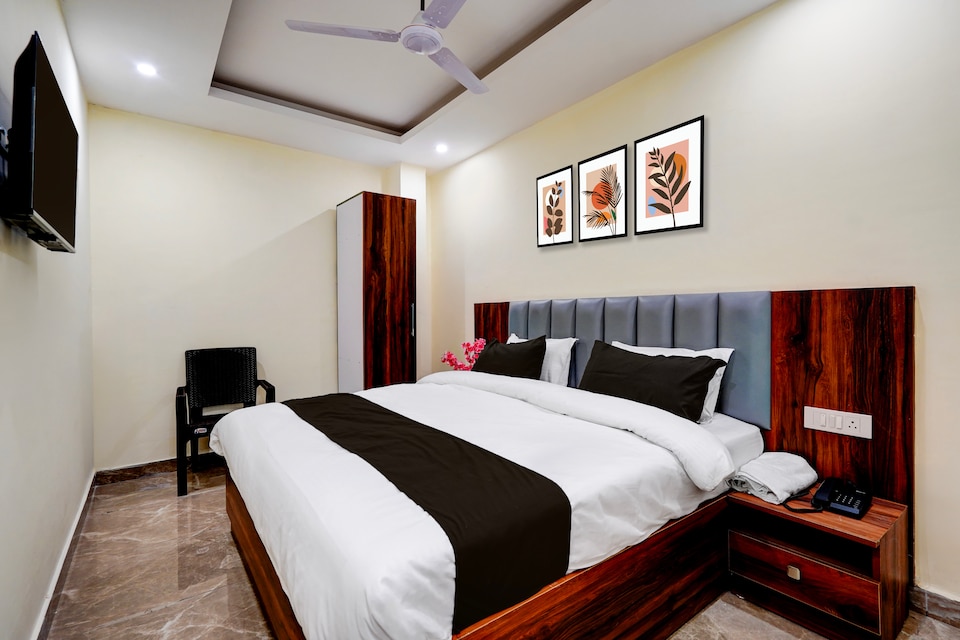 Hotel O Survey Chowk Bus Terminal Dehradun, Rajpur Road Dehradun, देहरादून