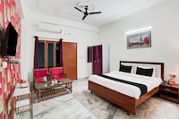 Hotel O AK PALACE INN