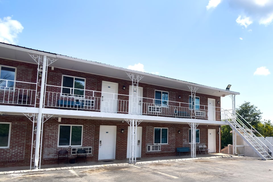 Imperial Inn by OYO Tazwell, Tazewell, TN, Tazewell, TN