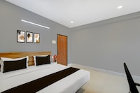 Super Townhouse Cherlapally Bus Terminal Formerly Hotel Chakripuram