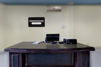 Super Townhouse Cherlapally Bus Terminal Formerly Hotel Chakripuram