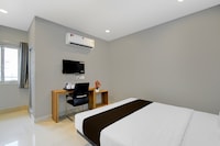 Super Townhouse Cherlapally Bus Terminal Formerly Hotel Chakripuram