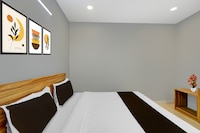 Super Townhouse Cherlapally Bus Terminal Formerly Hotel Chakripuram