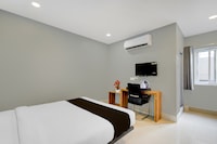 Super Townhouse Cherlapally Bus Terminal Formerly Hotel Chakripuram