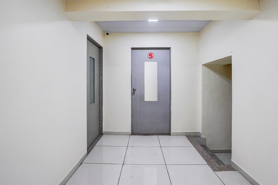 Hotel O Devanshi Nx, Mumbai Panvel-CBD, Mumbai