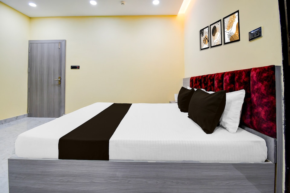 Super Townhouse Taramandal Near Sahara States, Golghar, Gorakhpur
