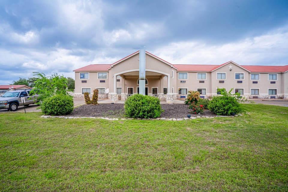 Texan Inn By OYO Beeville US-181, Beeville TX, Beeville