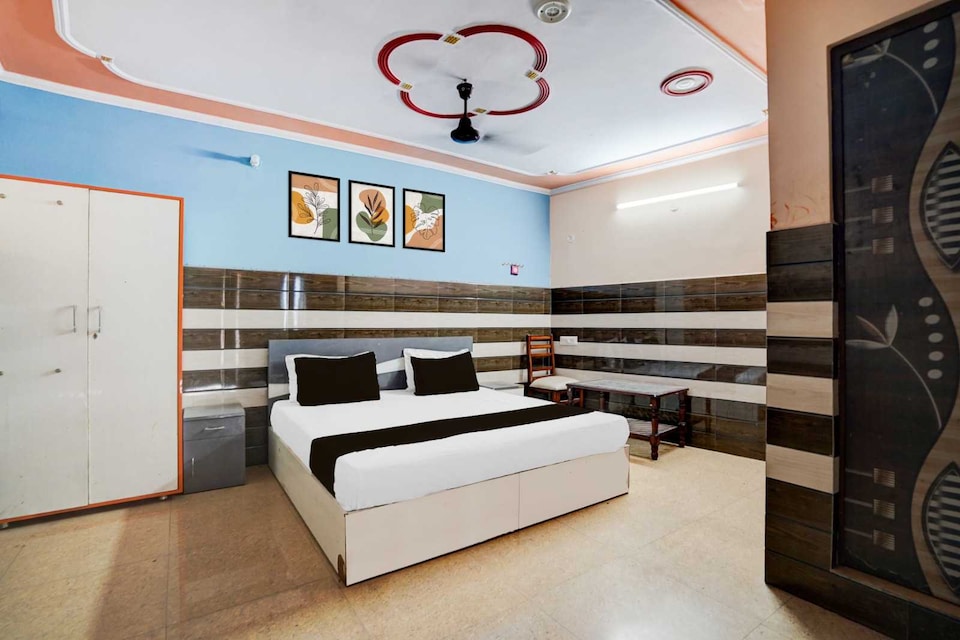 HOTEL O RIVER VIEW RESORT, Greater Noida, Noida