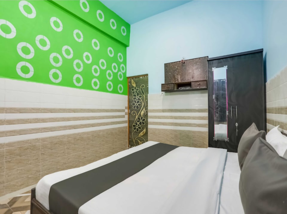 HOTEL O RIVER VIEW RESORT, Greater Noida, Noida