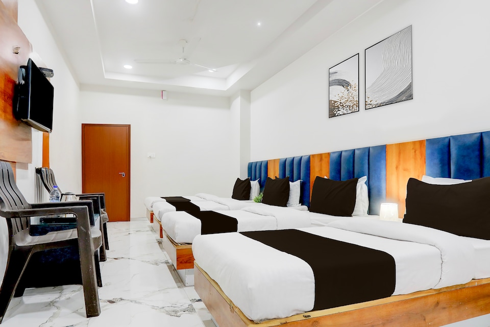 Townhouse Ambaji formerly Hotel Kardhar Inn, Amba ji, Banaskantha