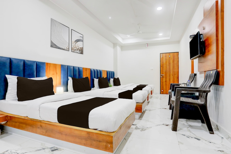 Townhouse Ambaji formerly Hotel Kardhar Inn, Amba ji, Banaskantha