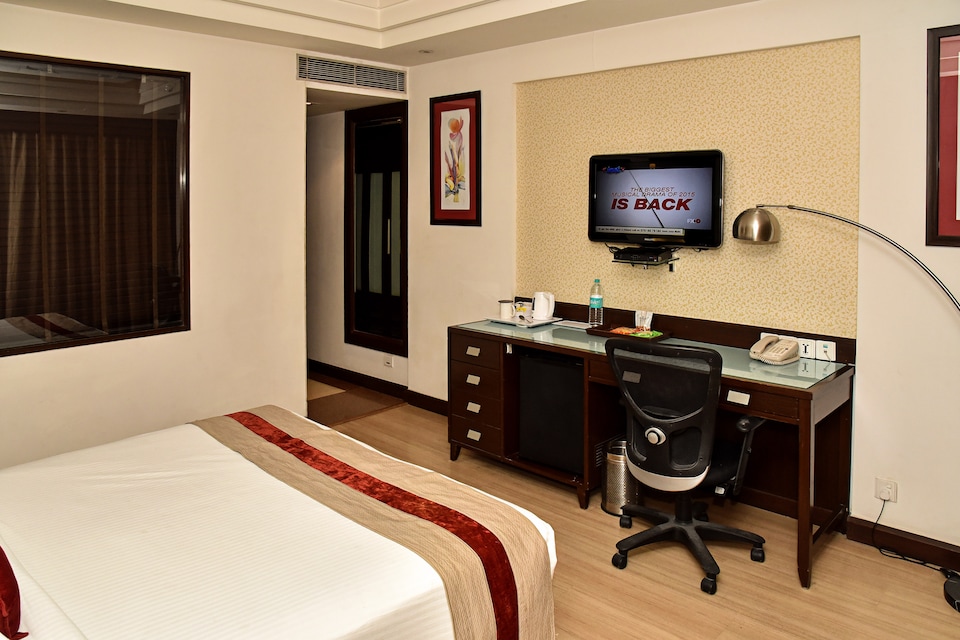 OYO 2231 Hotel Amara, Hotel Market Chandigarh, Chandigarh