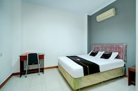 Hotel O Depok near Bhayangkara BRIMOB Hospital Formerly Hotel Mutiara Kelapa Dua Depok