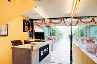 Hotel O by OYO Yogiraj Mini Kokakan Restaurant & Lodging