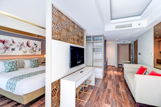 Junior Suite with Pool Access