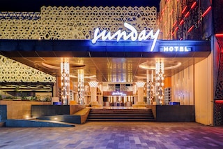 Sunday Hotel Sunset Road Near Trans Studio Mall