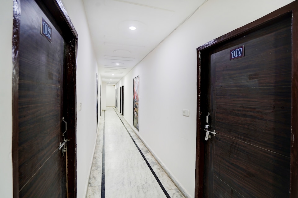 Hotel O R K HOTEL, Shamshabad Road, Agra