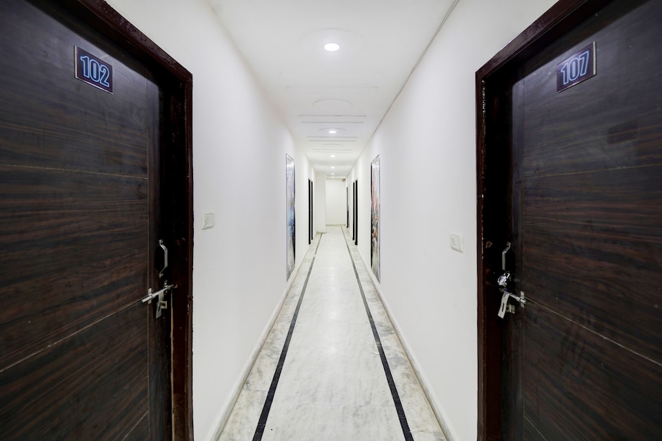 Hotel O R K HOTEL, Shamshabad Road, Agra