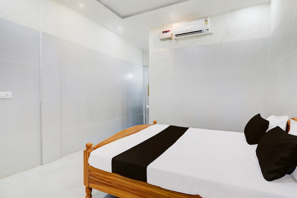 Hotel O Krishna Garden Hotels & Resort , Patna Station, Patna